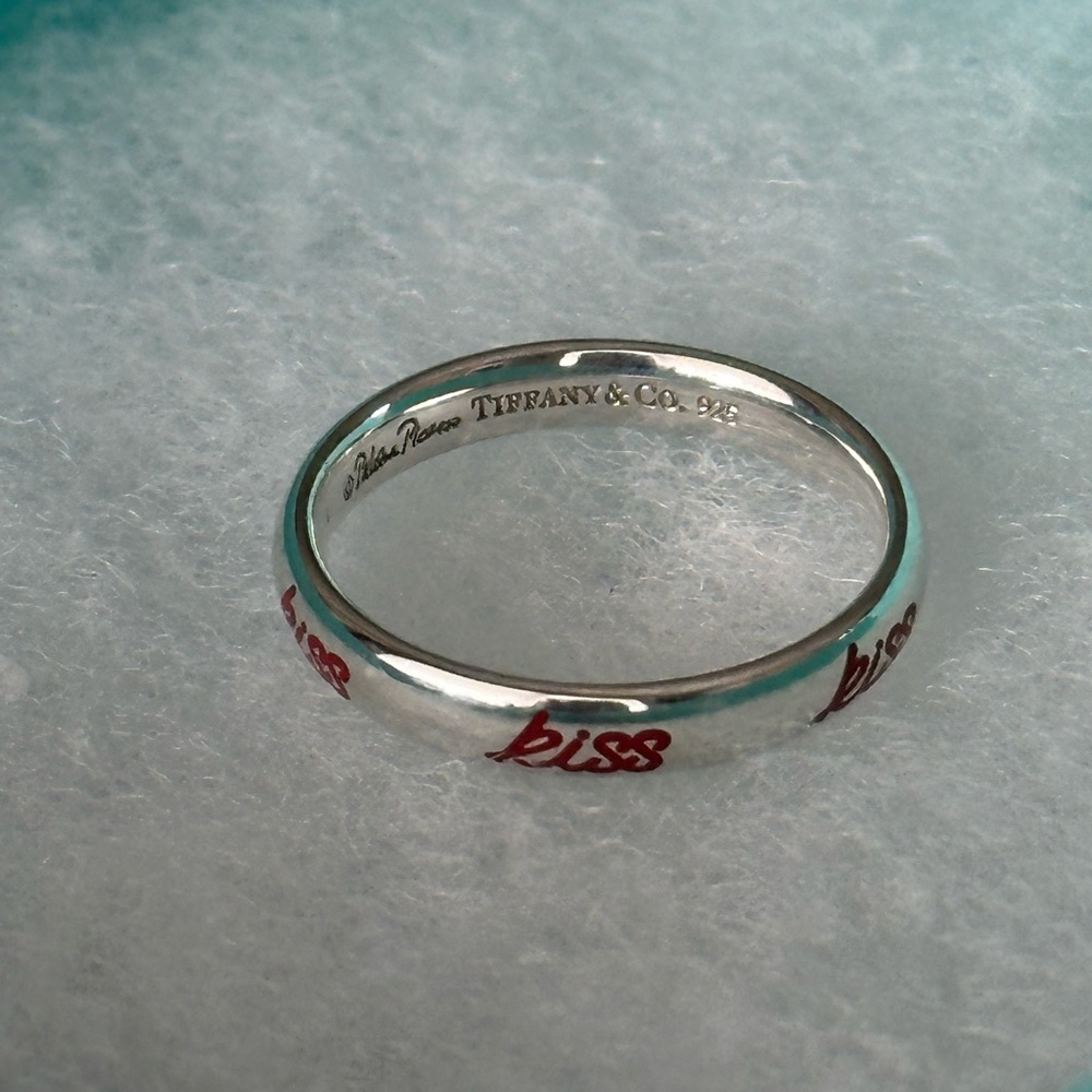 Tiffany & Co Paloma Picasso Kiss Ring Size 5